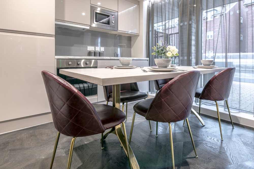 Image of 79 Silver Street, Reading