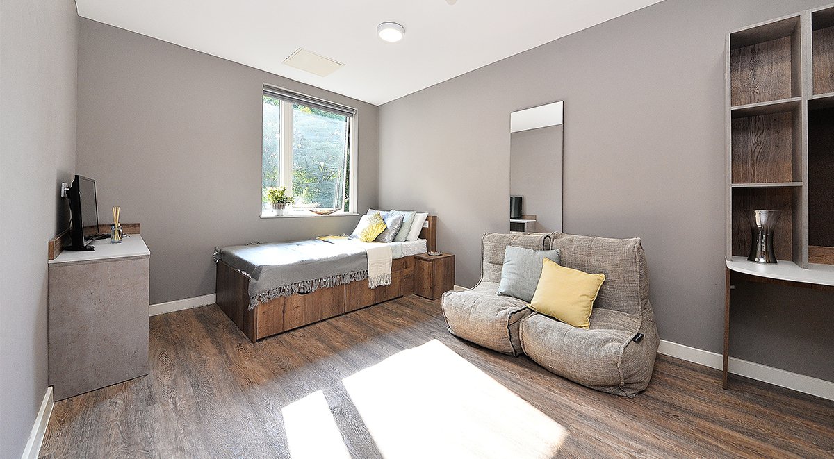 Image of 800 Bristol Road, Birmingham