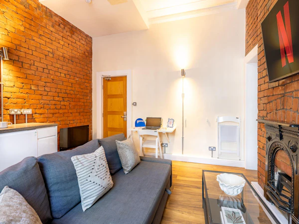 Image of Ashton House, Manchester