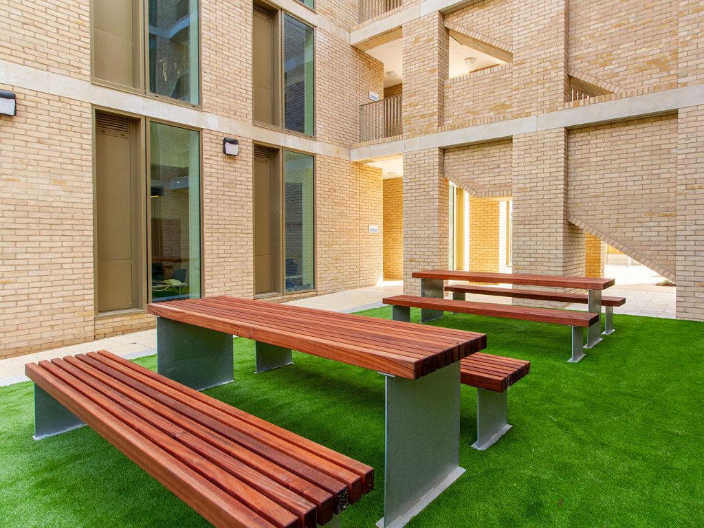 Image of Between Towns Court, Oxford