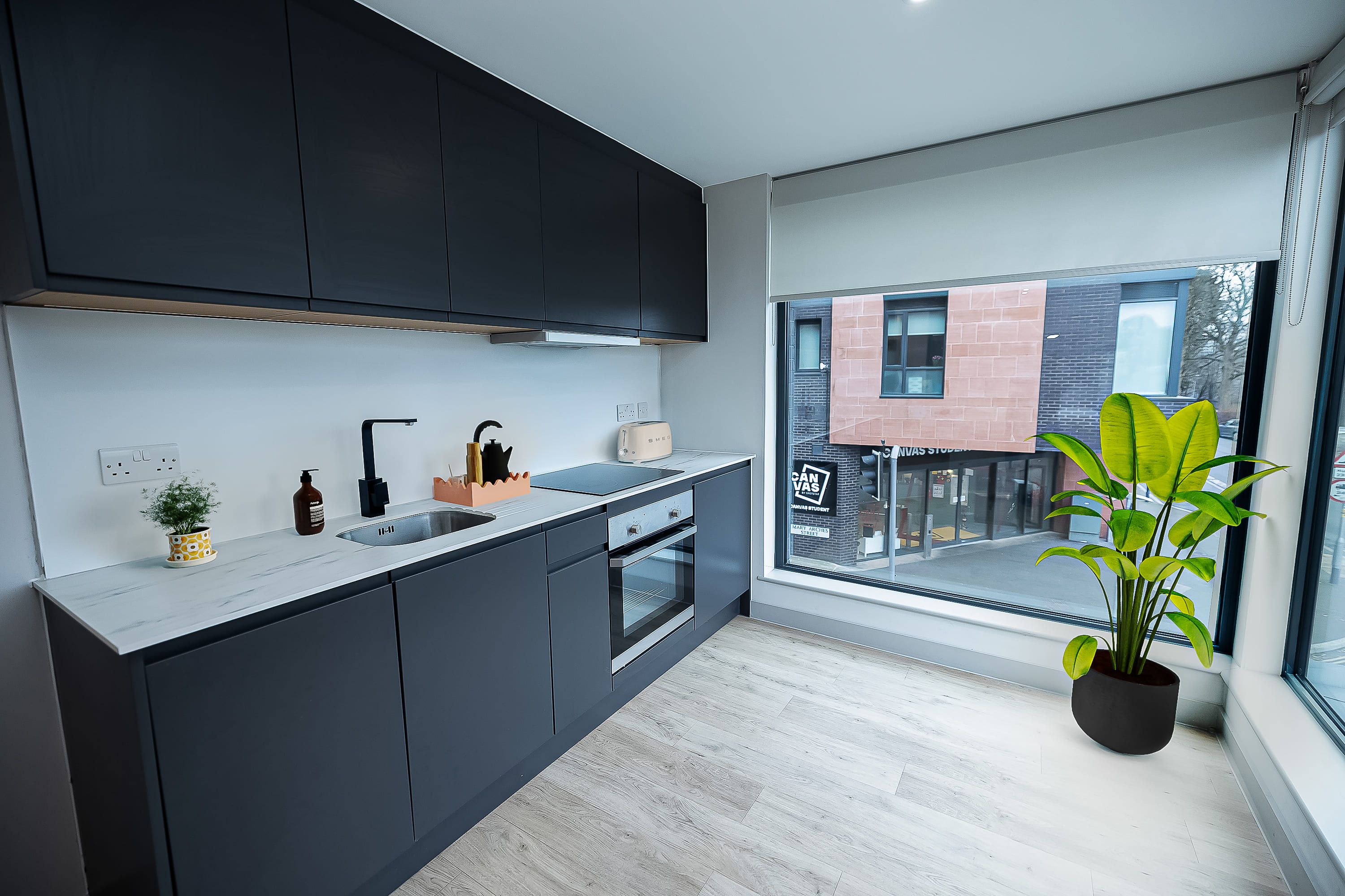 Image of Canvas Quintana Gate, Exeter