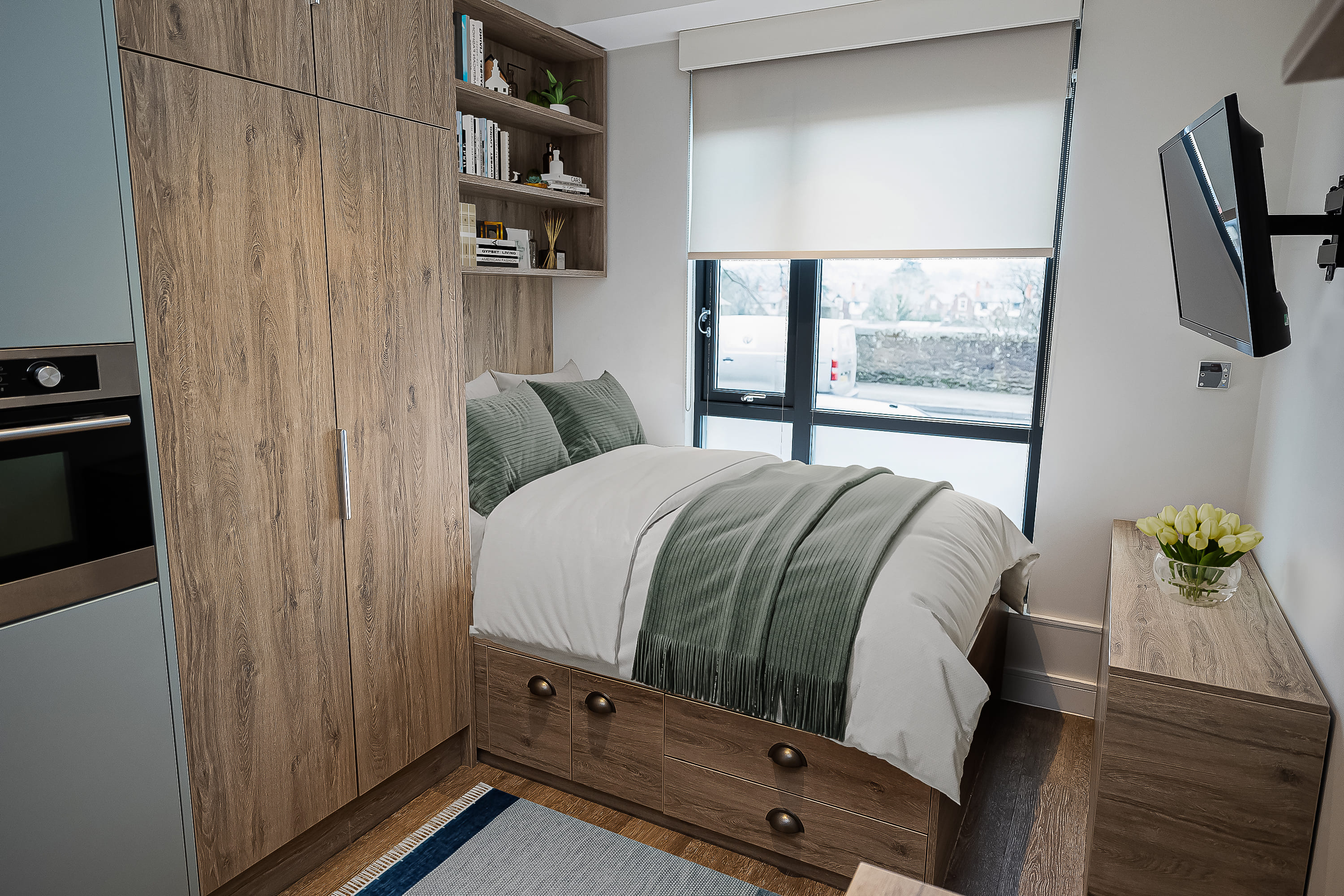 Image of Canvas Quintana Gate, Exeter