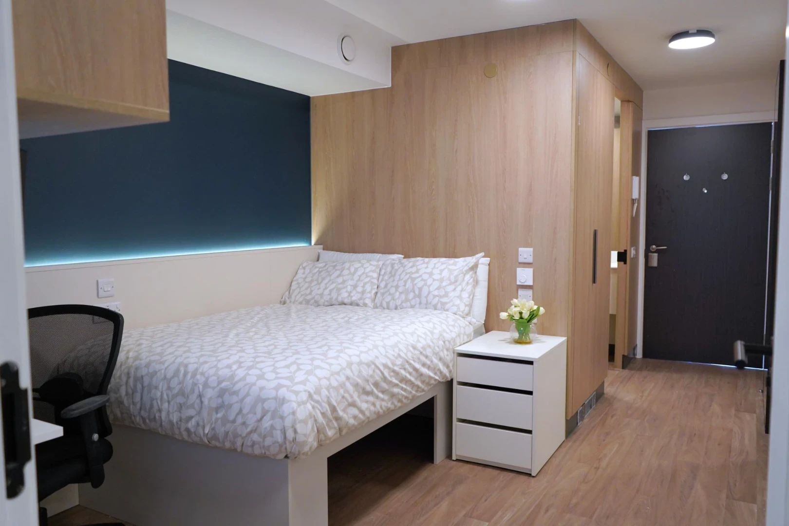 Image of Castle Way, Southampton