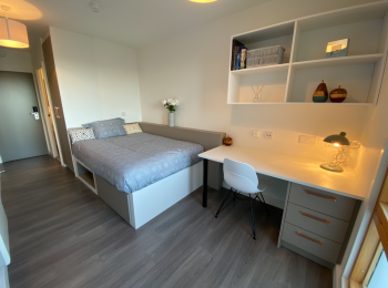 Image of Charles Morton Court, London