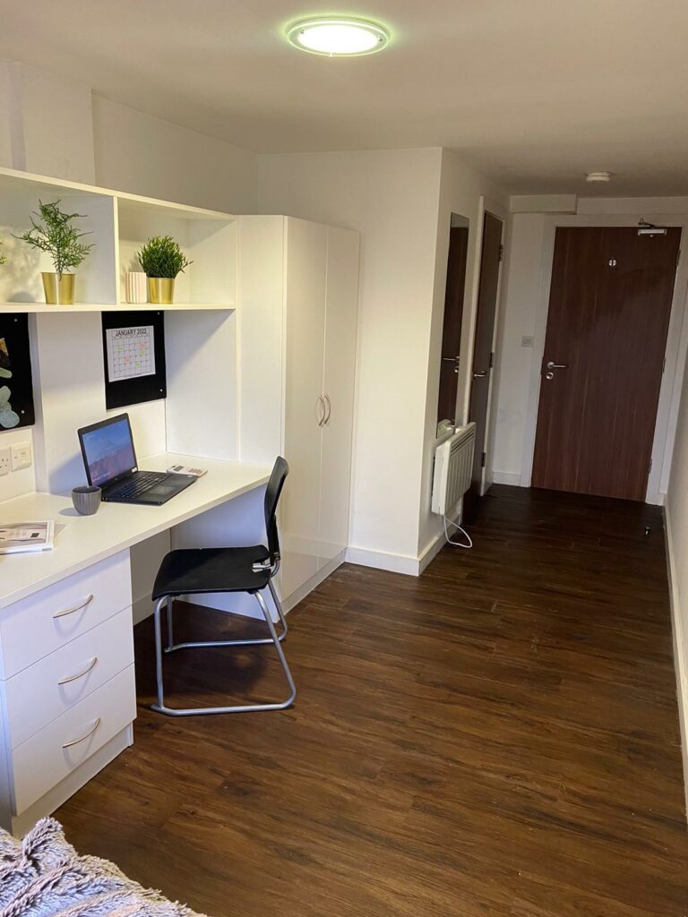 Image of City Point, Liverpool