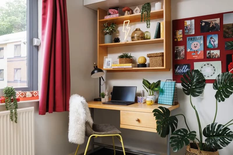 Image of Clarence Dock Village, Leeds