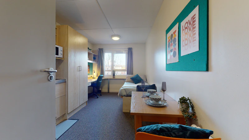 Image of Creek Court, London