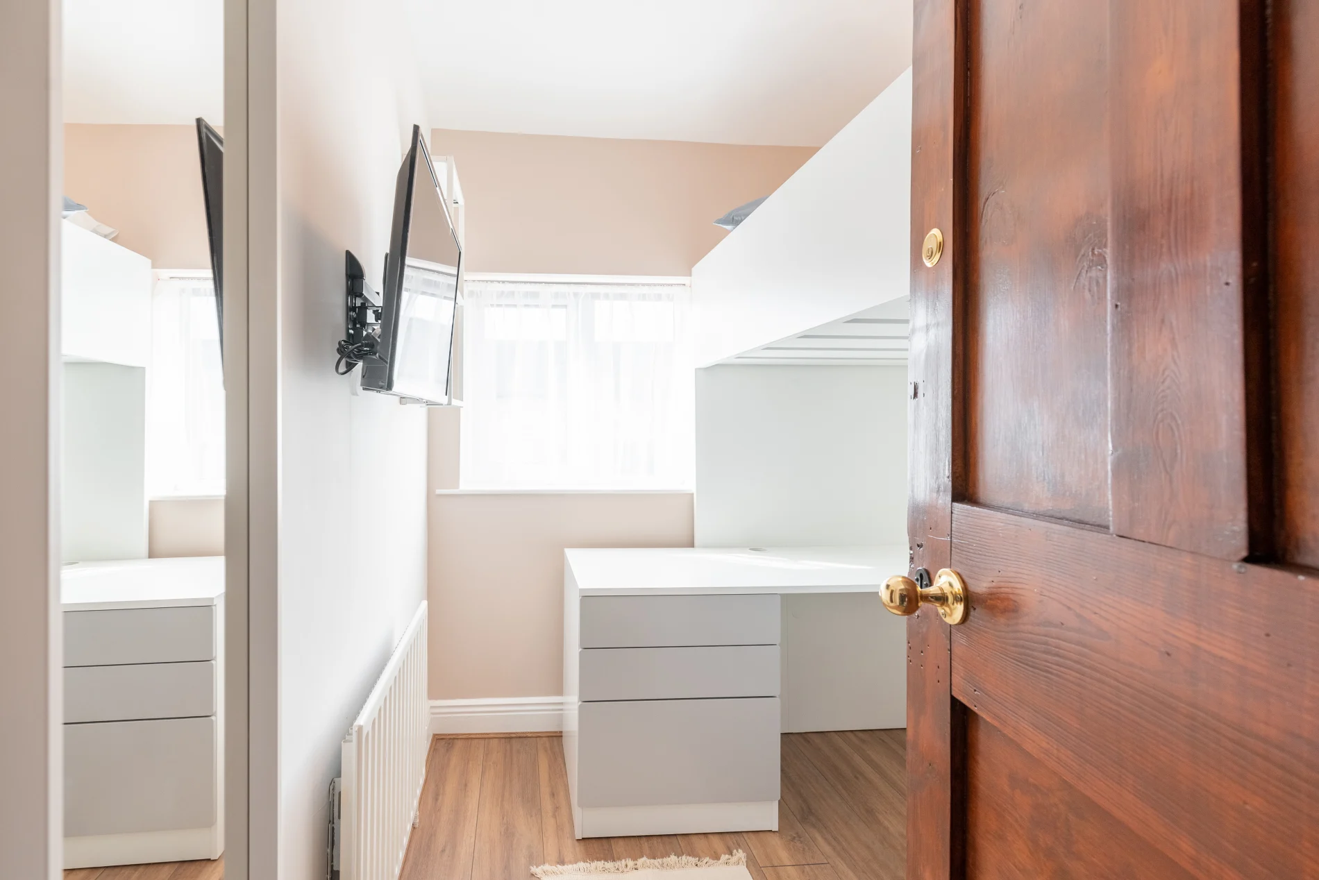 Image of Crescent Garden Apartment, Dublin