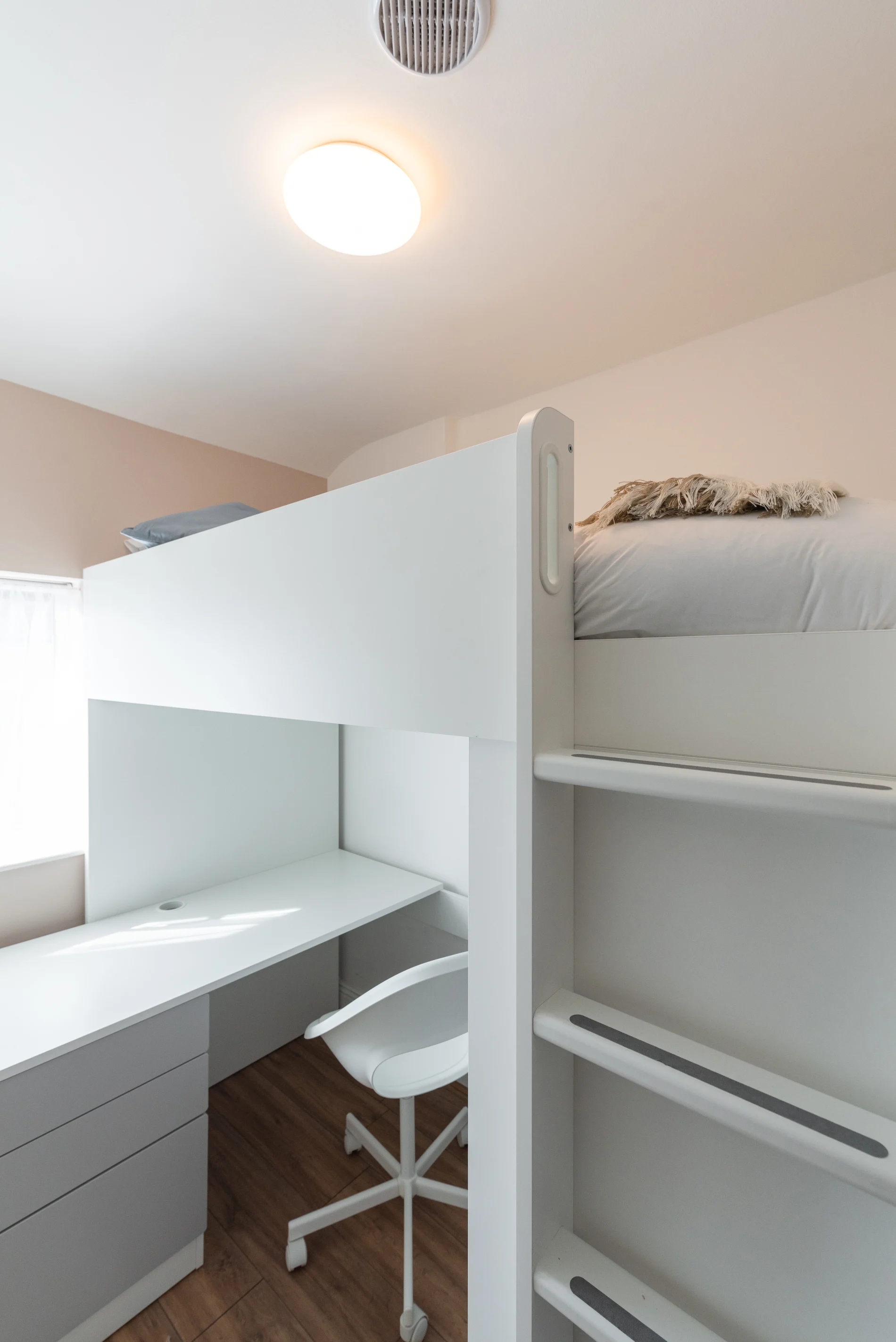 Image of Crescent Garden Apartment, Dublin