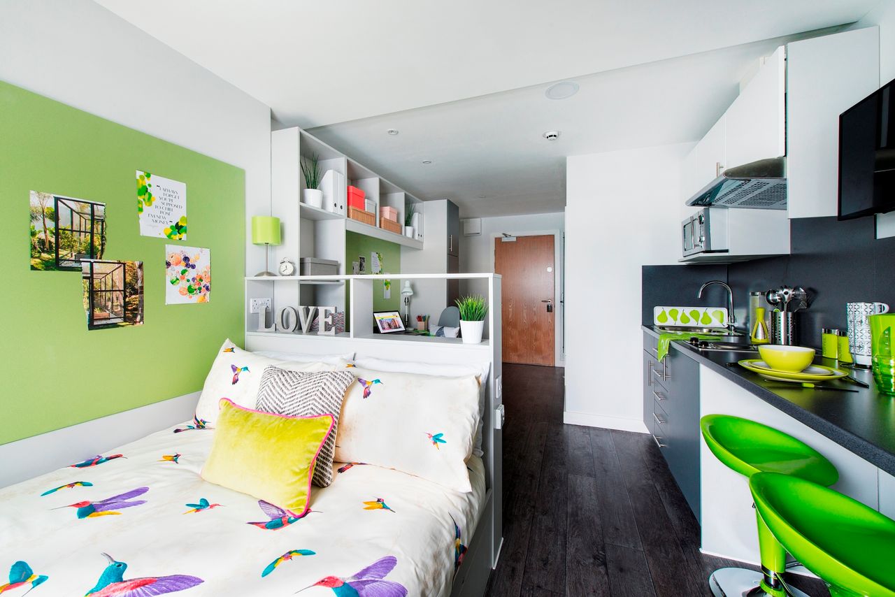 Image of Crescent Place, Southampton