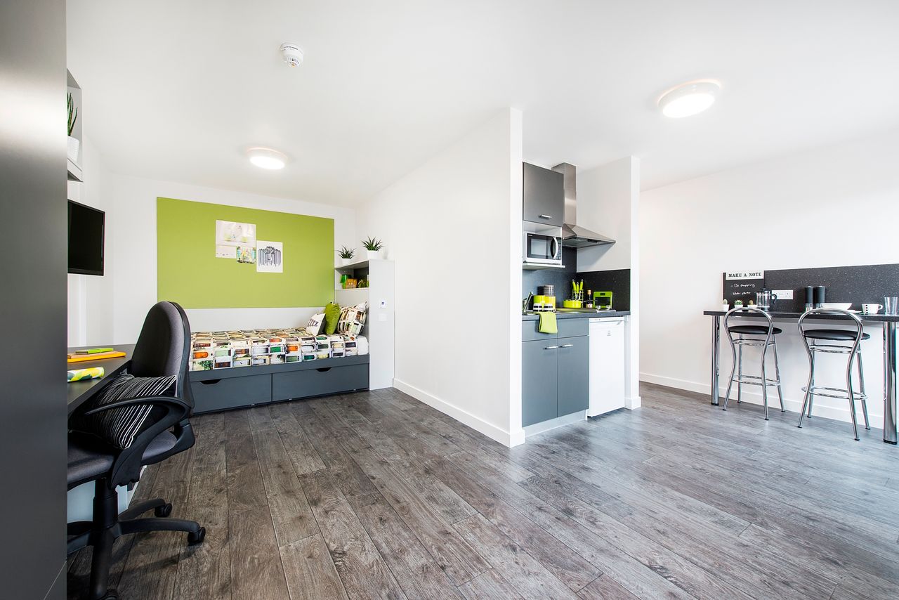 Image of Crescent Place, Southampton