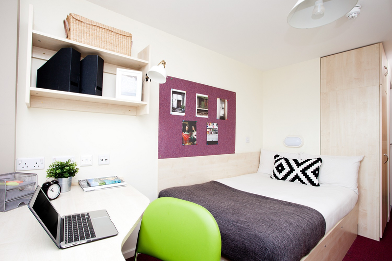 Image of Crown House, Reading