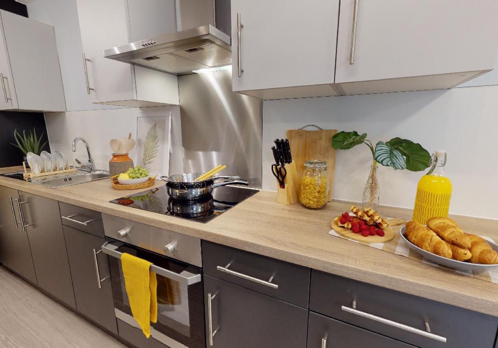 Image of Glassyard Building, London