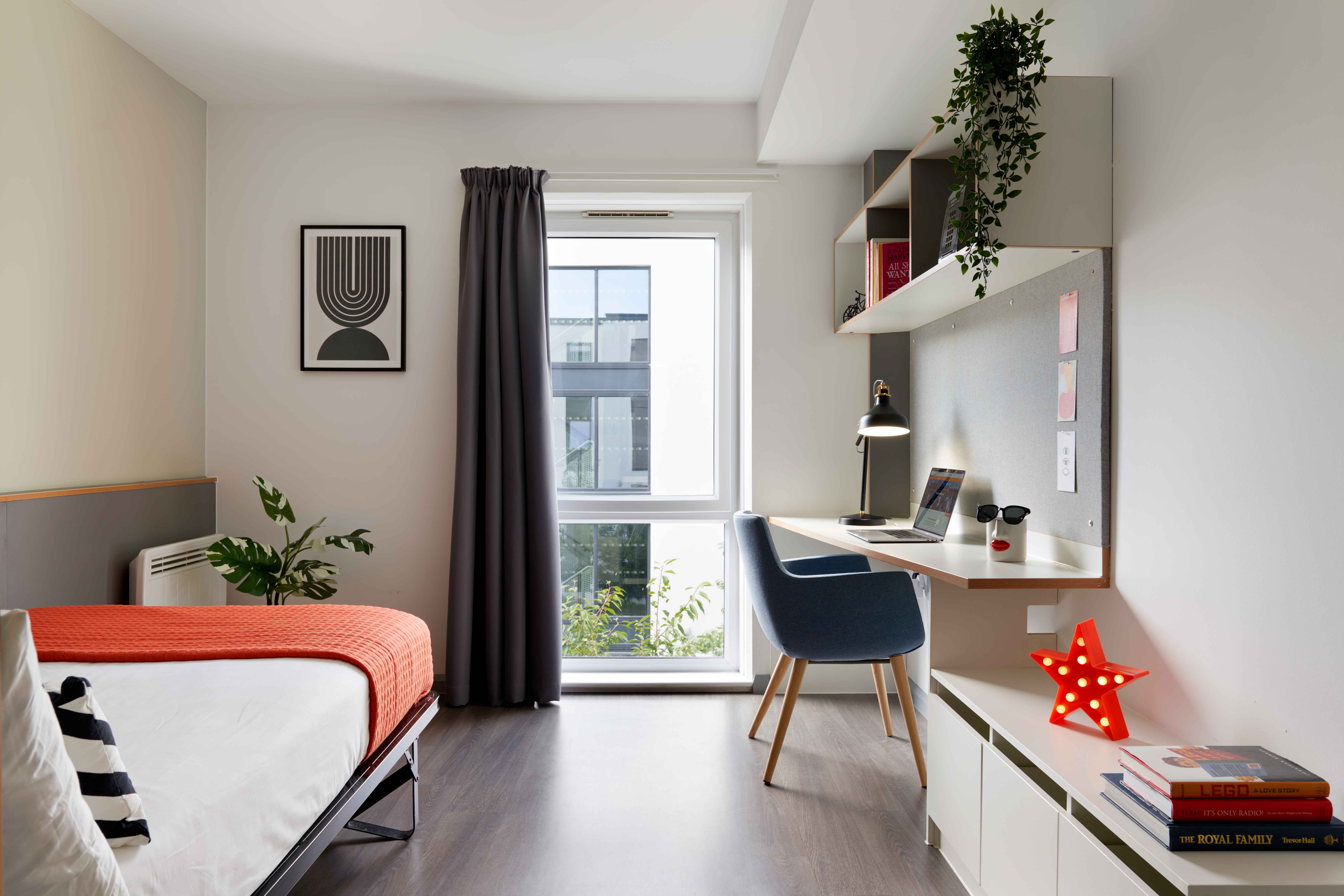 Image of Hampton Square, Southampton