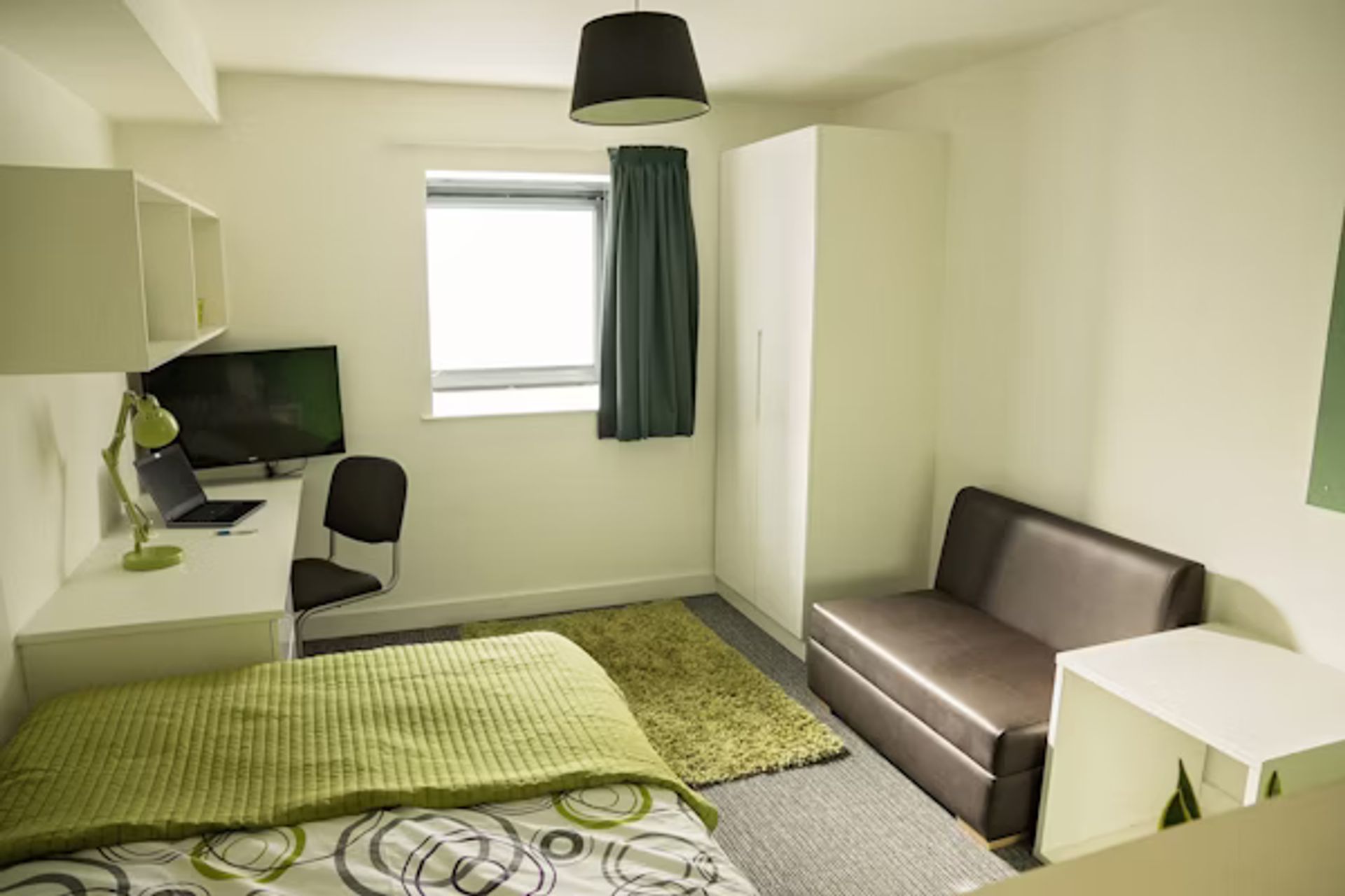 Image of Harbour Court, Bristol