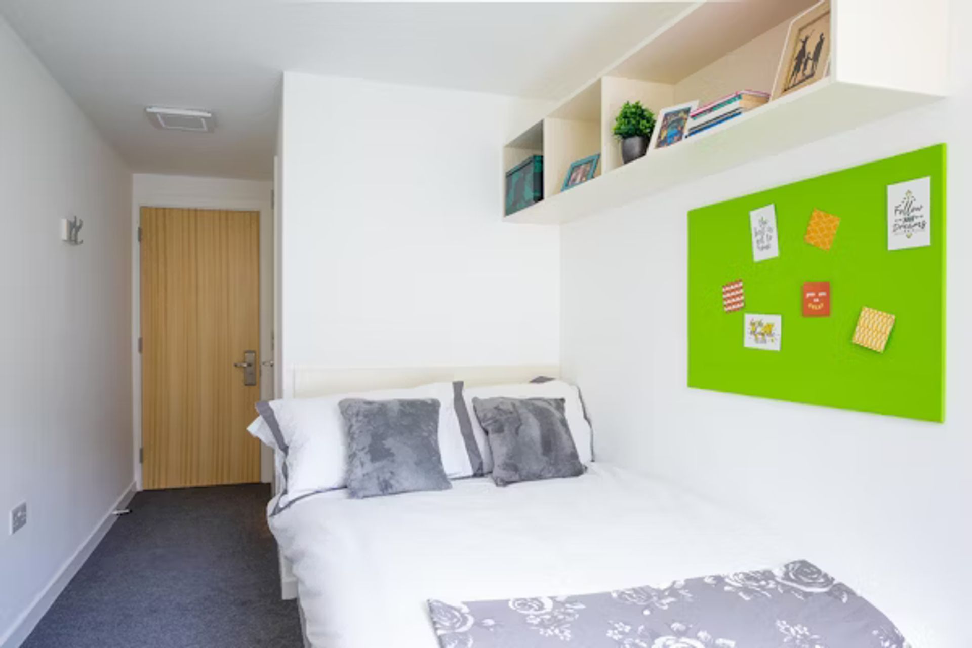 Image of Harbour Court, Bristol