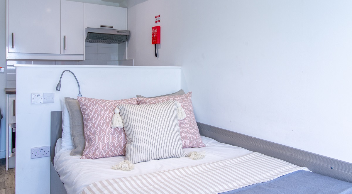 Image of Hatbox, Luton