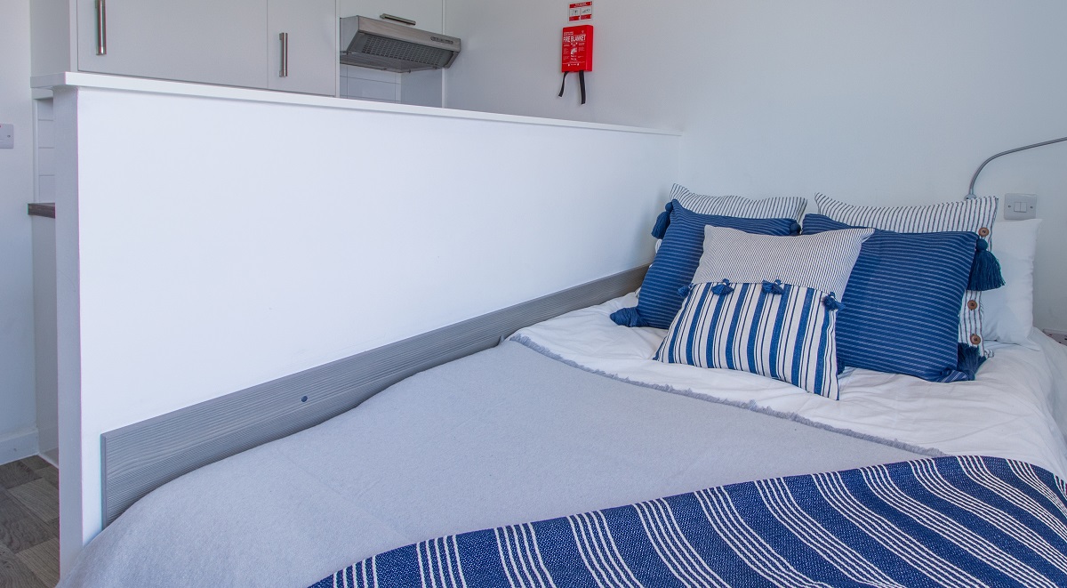 Image of Hatbox, Luton