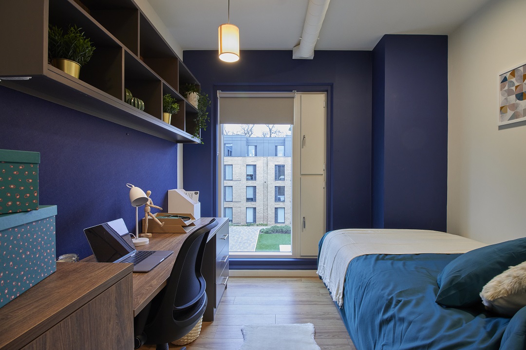 Image of Hox Park, Egham