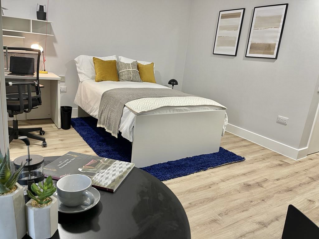 Image of Hydrogen, Falmouth