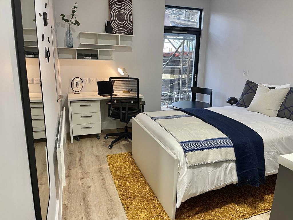 Image of Hydrogen, Falmouth