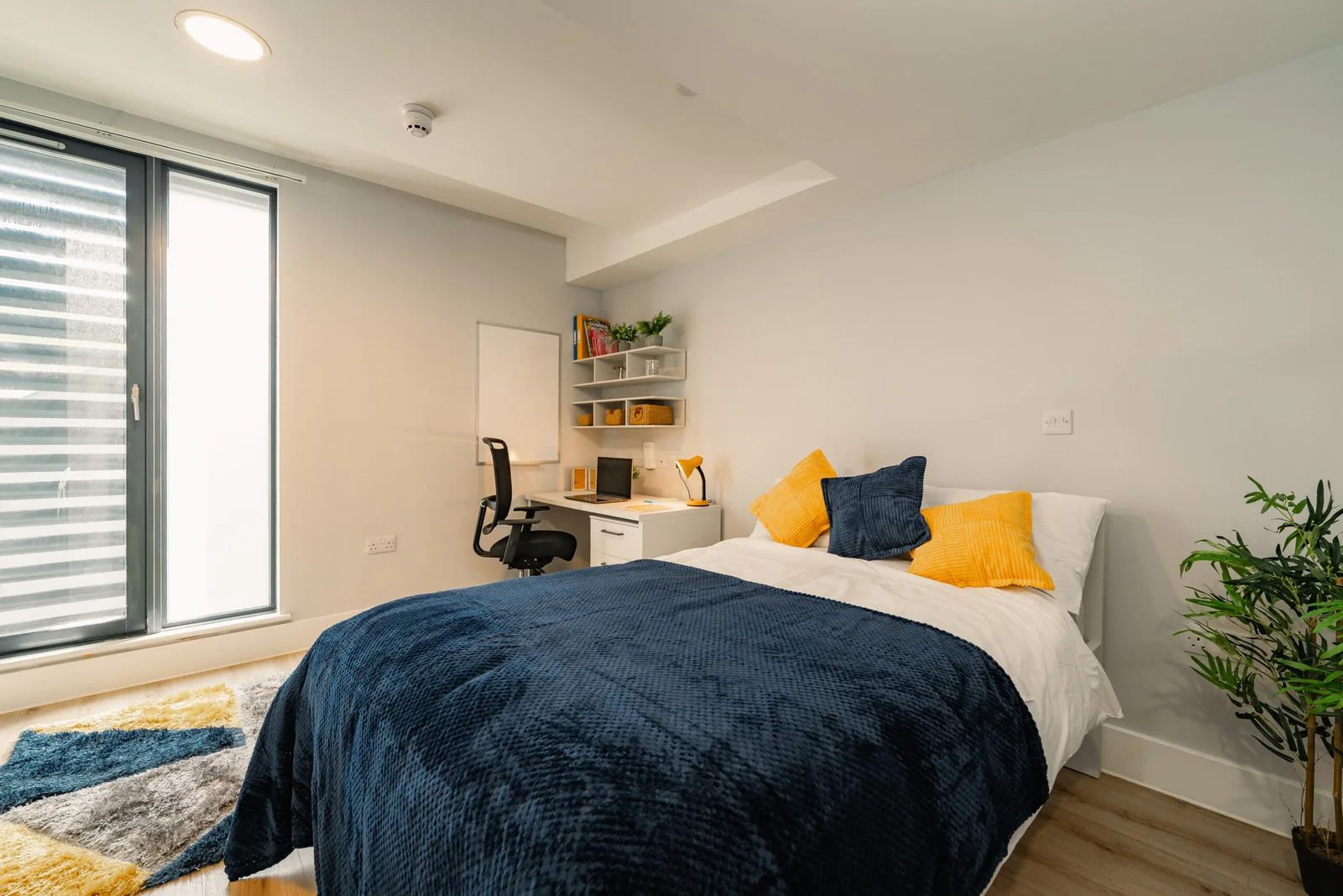 Image of Hydrogen, Falmouth