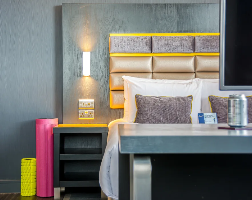 Image of Iconinc Roomzzz @ Chester