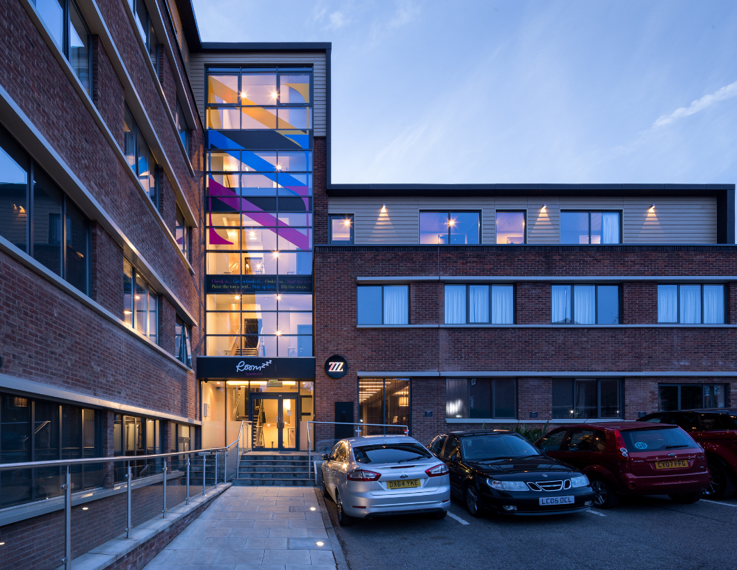 Image of Iconinc Roomzzz @ Chester