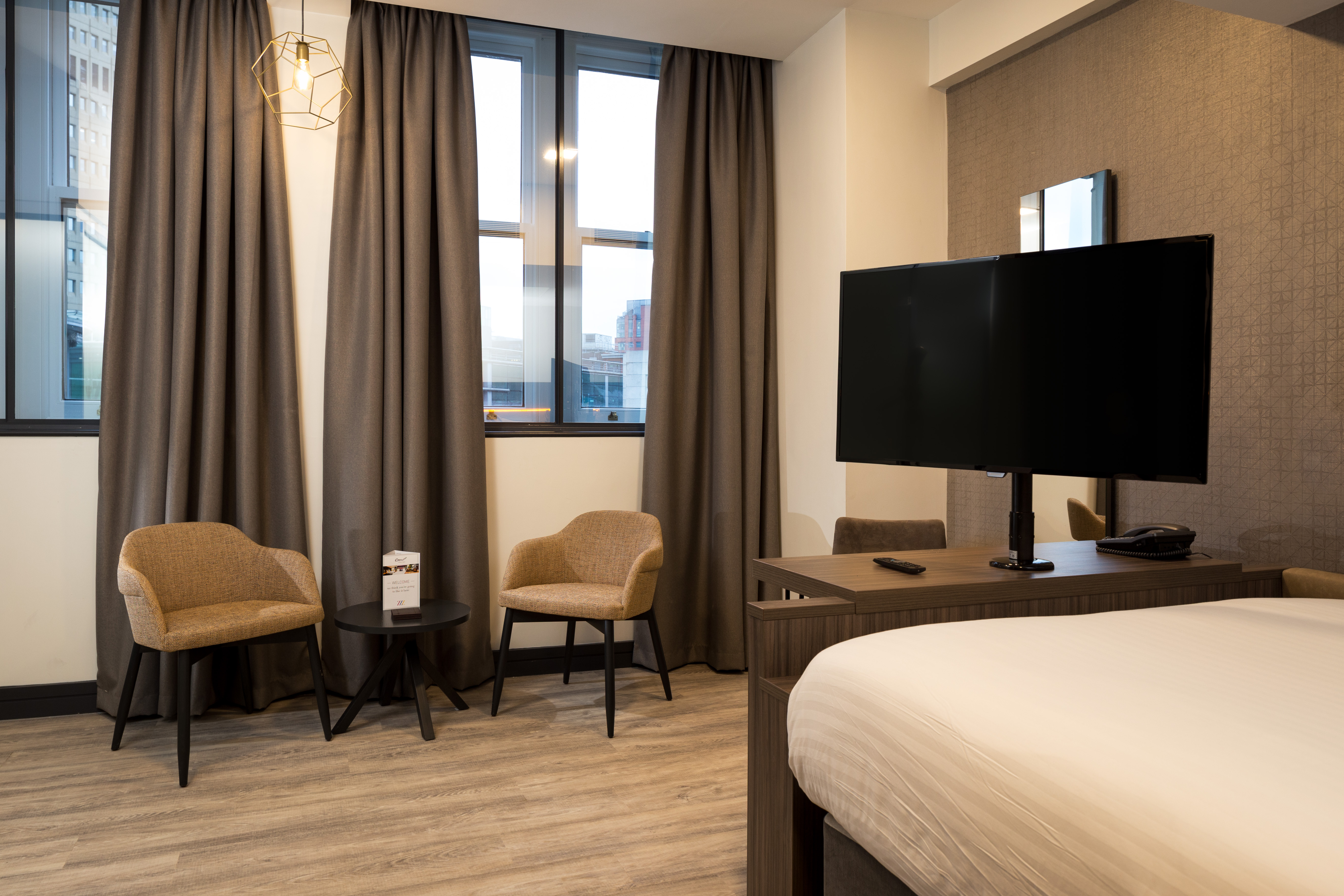 Image of Iconinc @ Roomzzz - Manchester Victoria