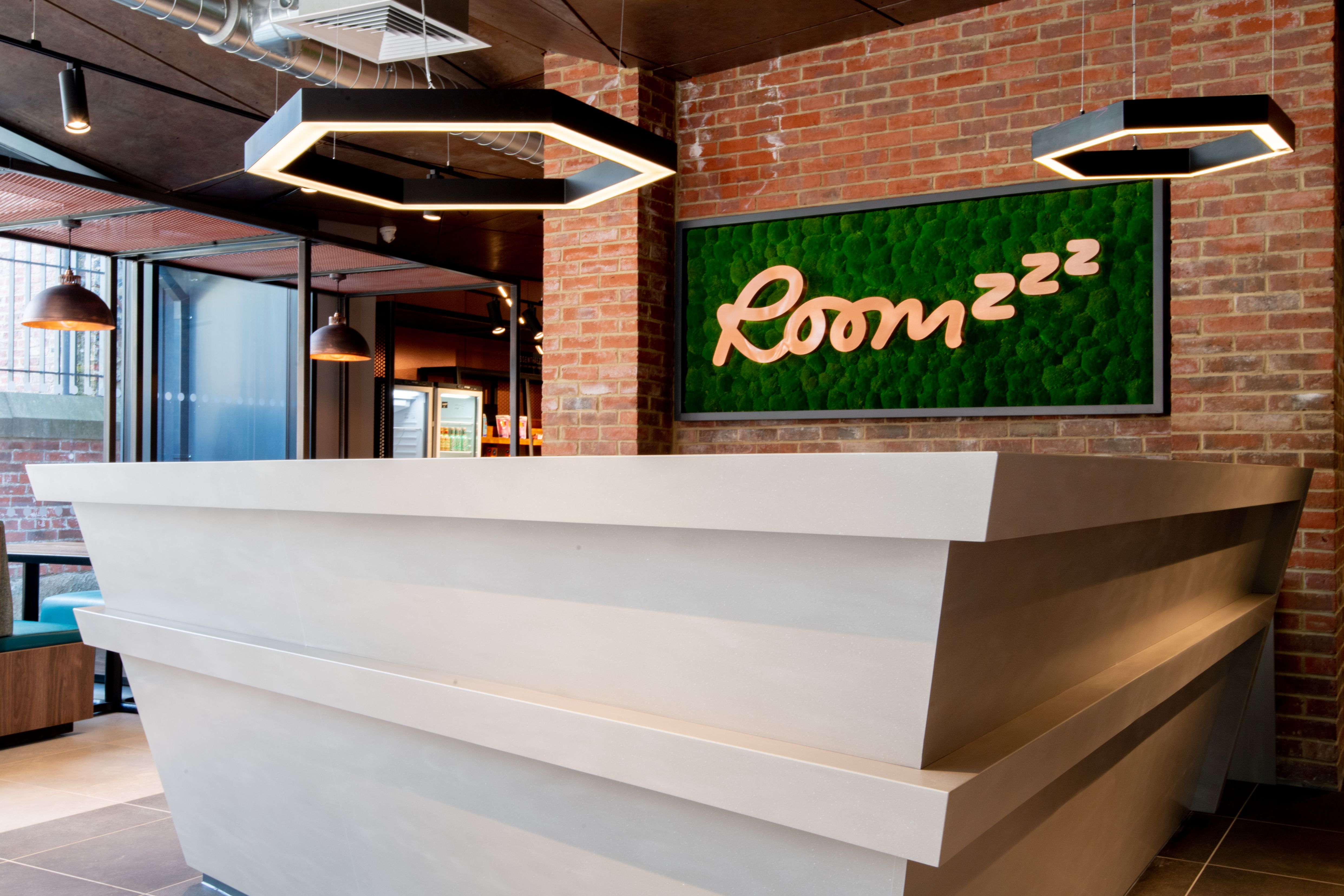 Image of Iconinc @ Roomzzz - Newcastle