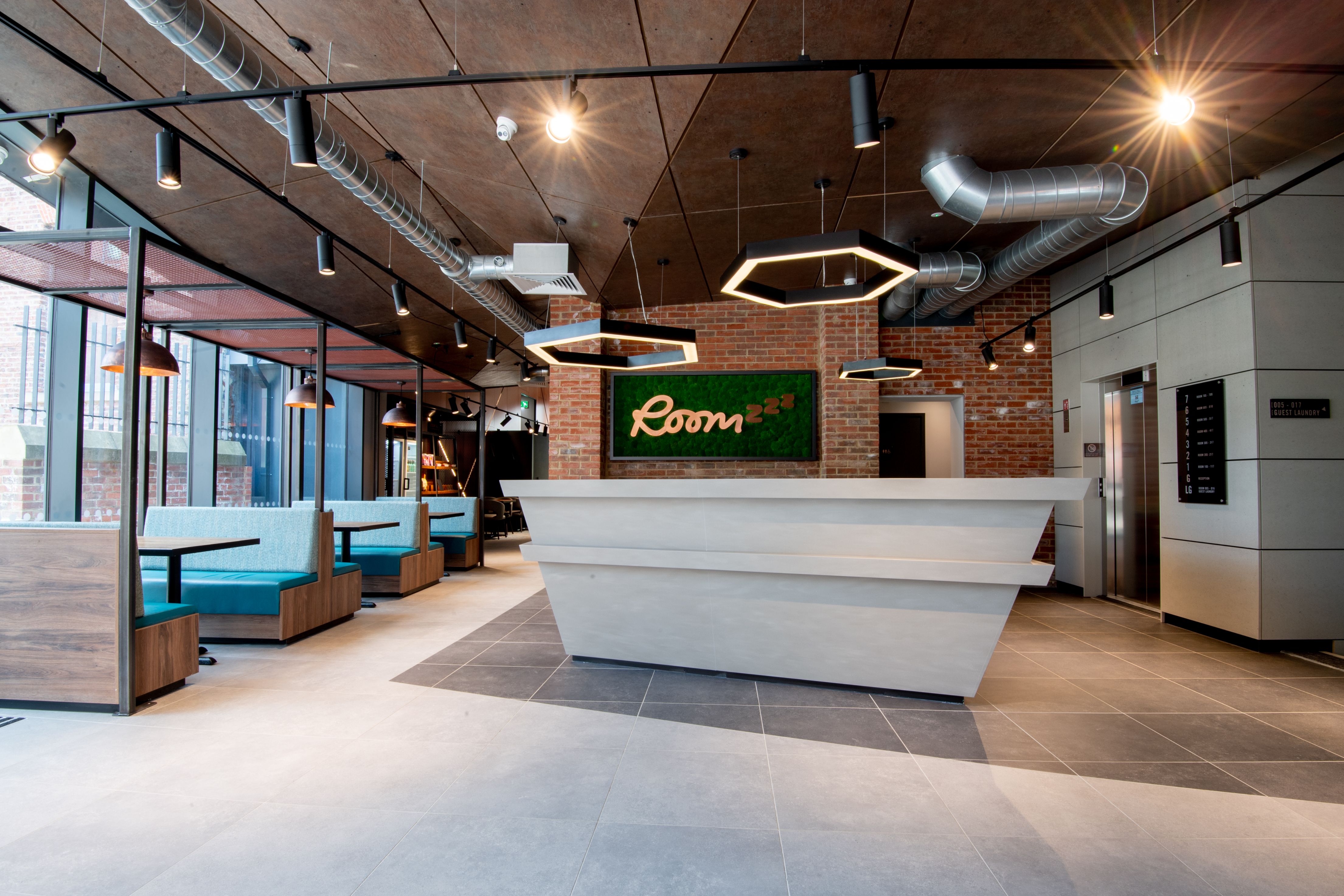 Image of Iconinc @ Roomzzz - Newcastle