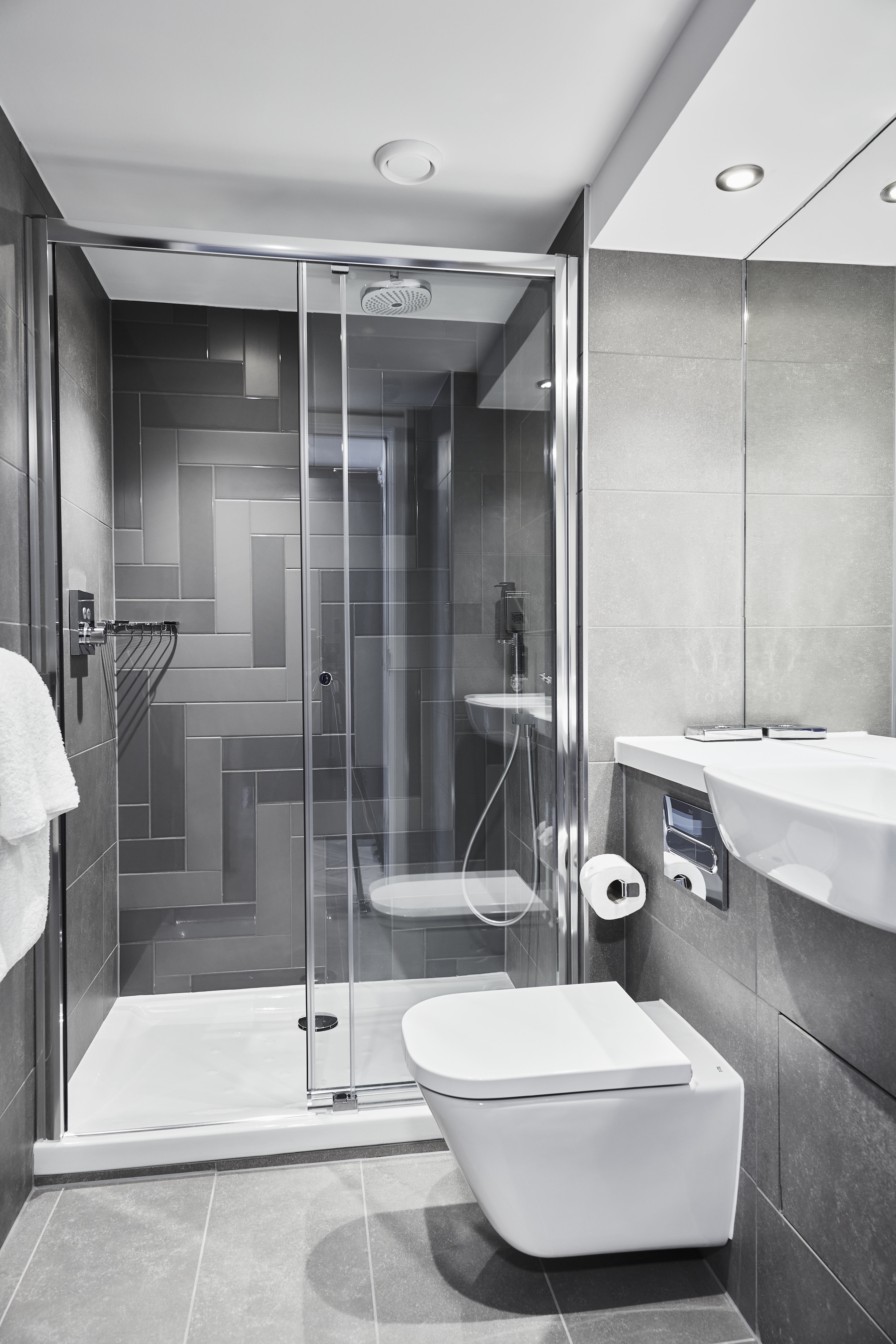 Image of Iconinc @ Roomzzz - Newcastle