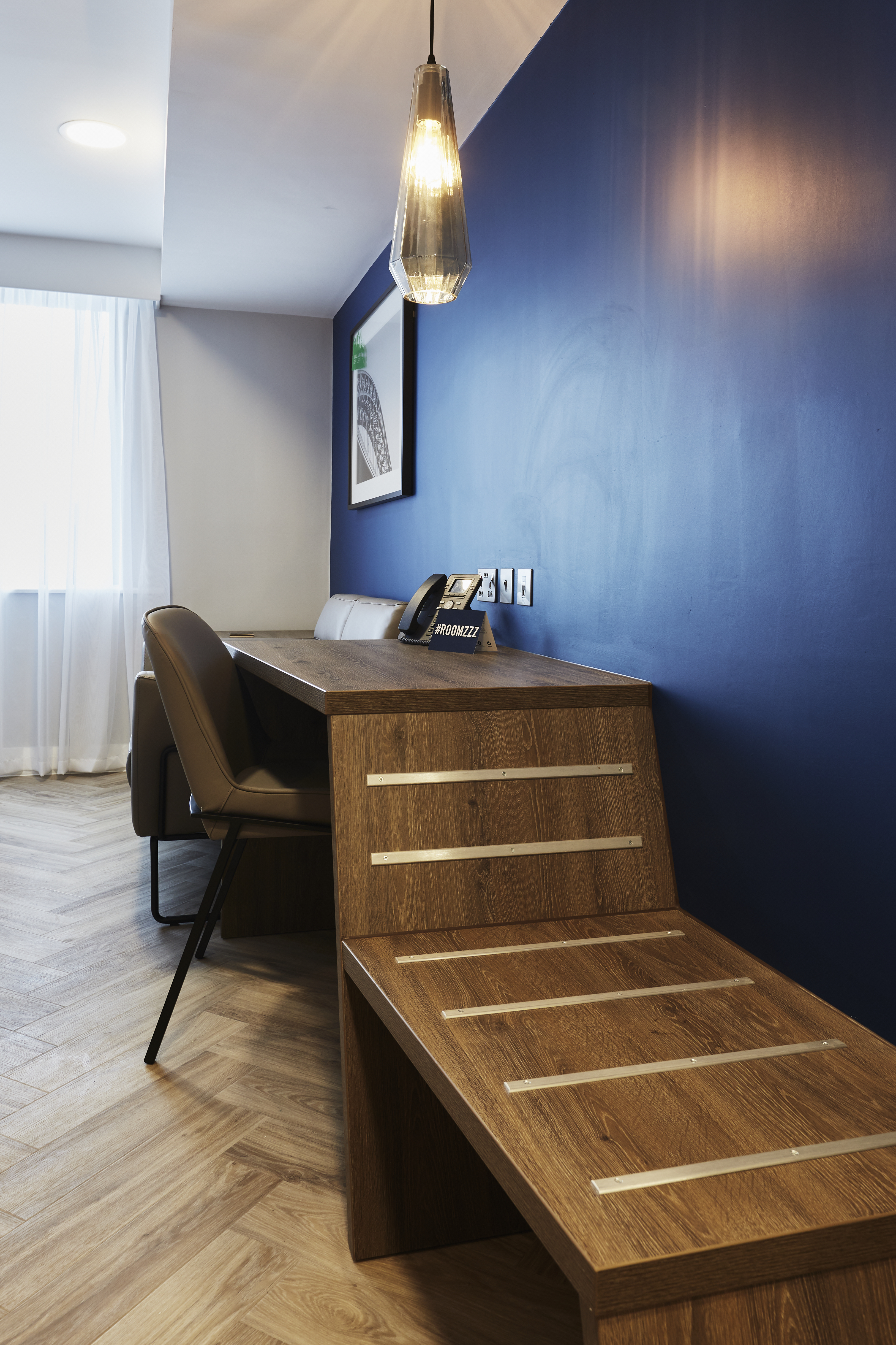 Image of Iconinc @ Roomzzz - Newcastle