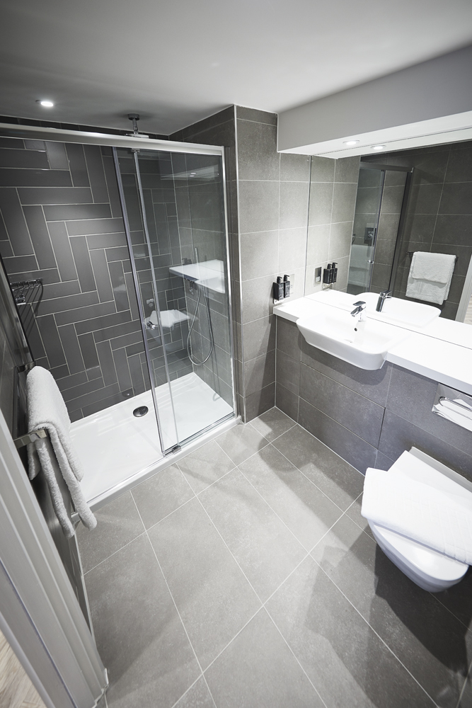 Image of Iconinc @ Roomzzz - York