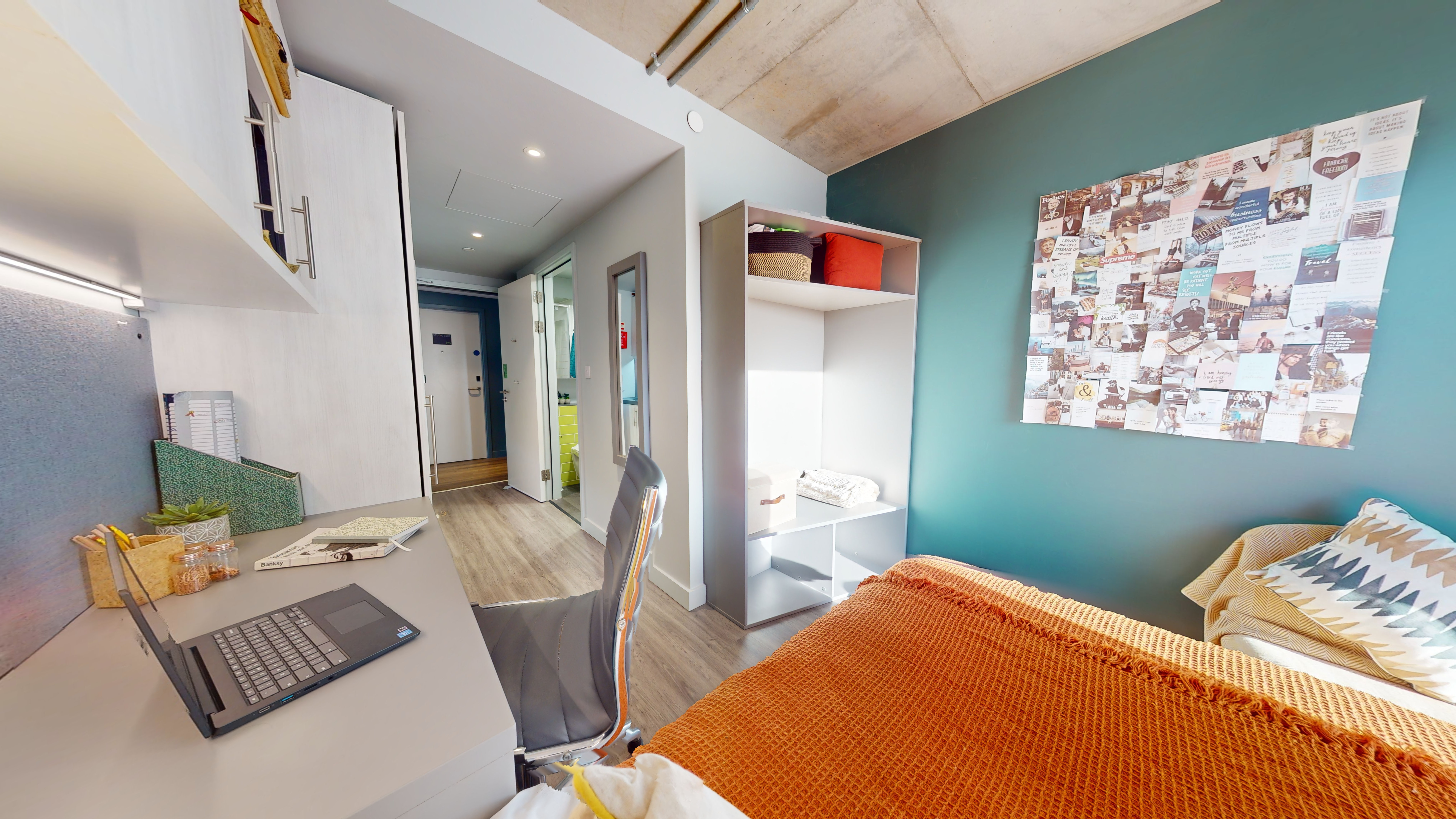 Image of iQ Aldgate, London