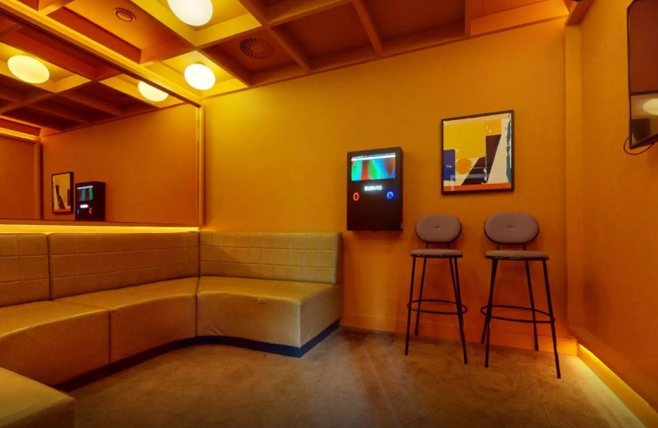 Image of iQ Aldgate, London