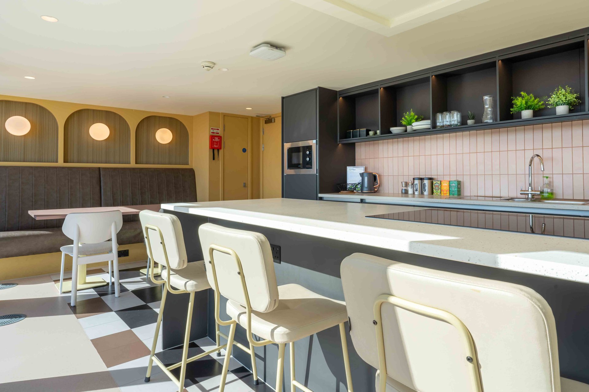 Image of iQ Aldgate, London