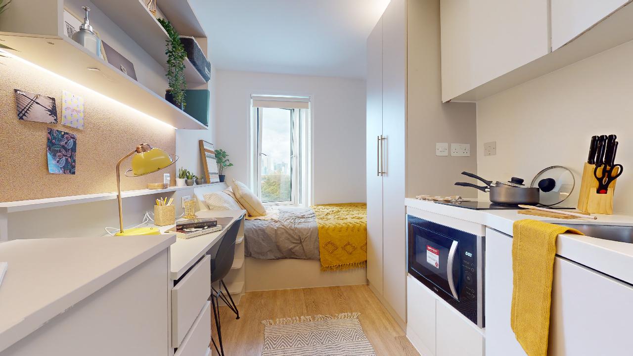 Image of iQ East Court, London