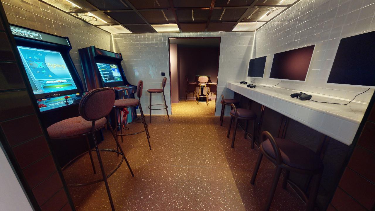 Image of iQ East Court, London