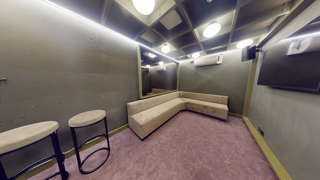 Image of iQ East Court, London