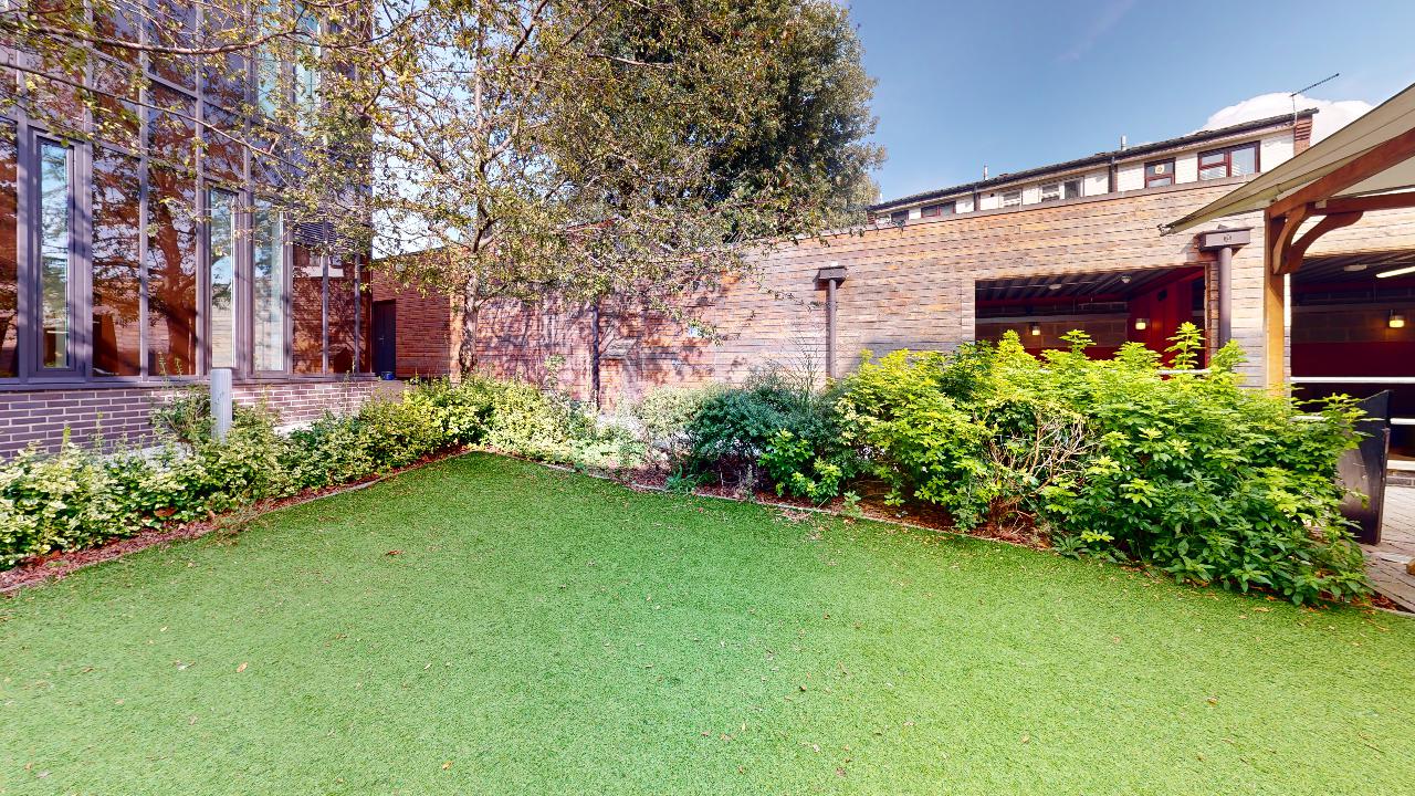 Image of iQ East Court, London