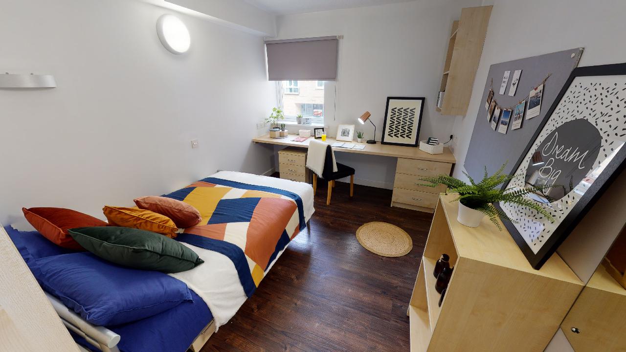 Image of iQ Little Aspley House, Huddersfield