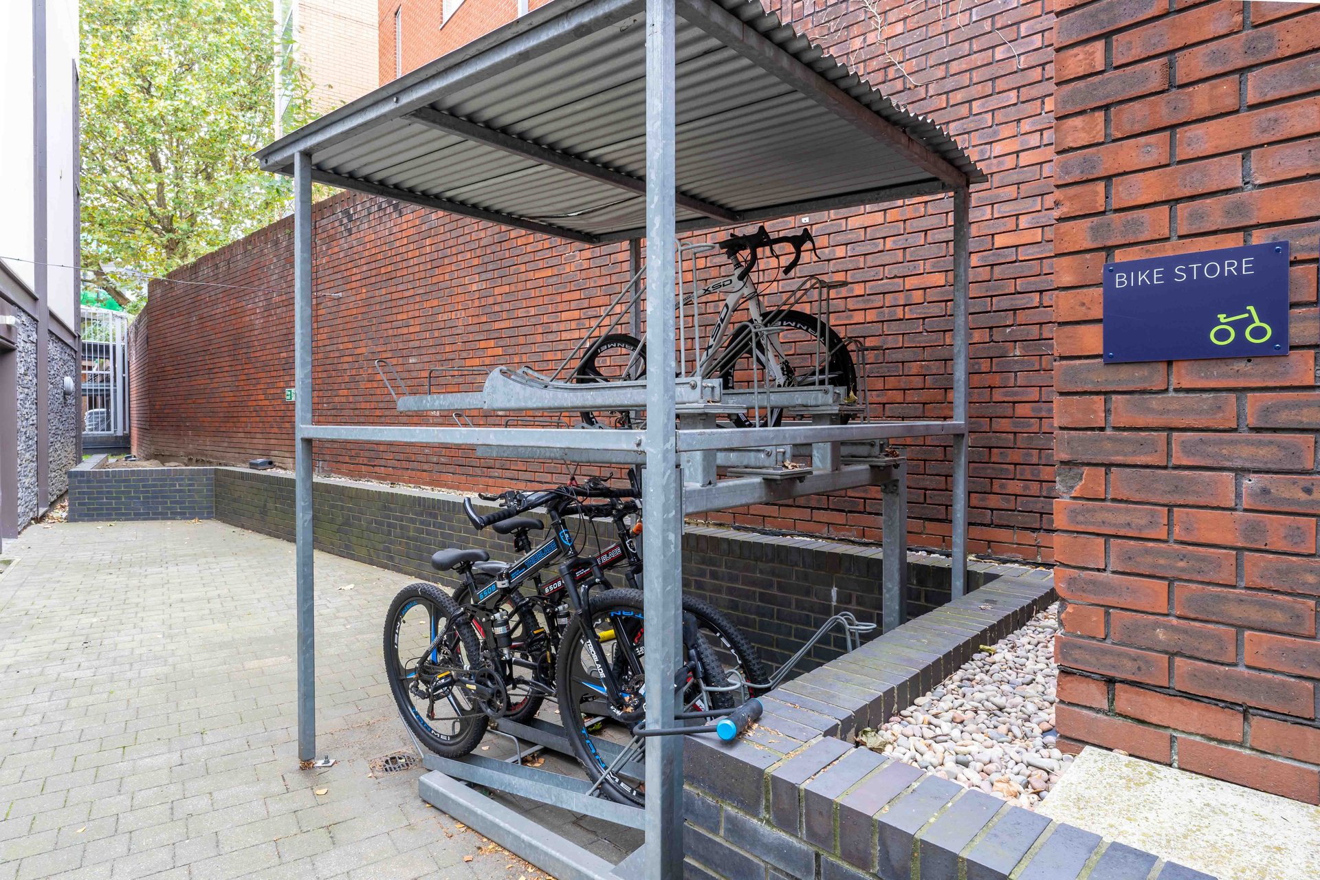 Image of iQ Magenta House, London