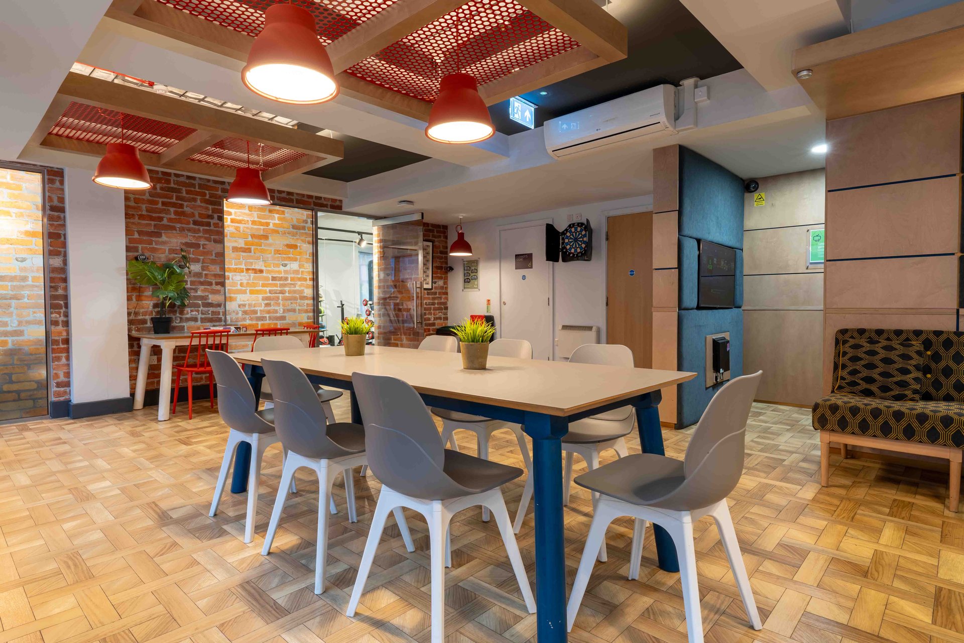 Image of iQ Magenta House, London
