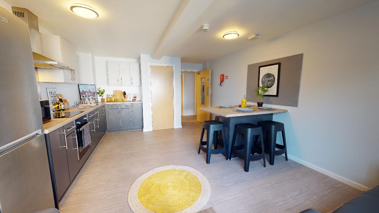 Image of iQ Opal Court, Leicester