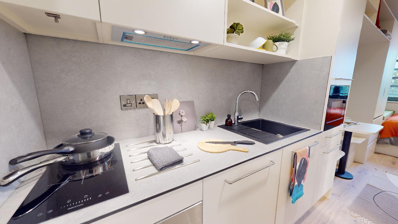 Image of iQ Paris Gardens, London