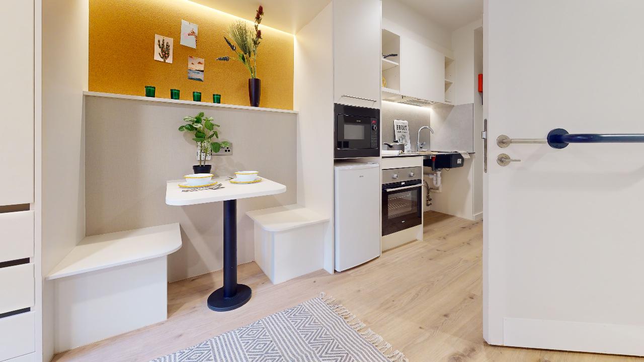 Image of iQ Paris Gardens, London