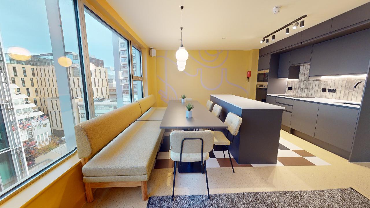 Image of iQ Paris Gardens, London