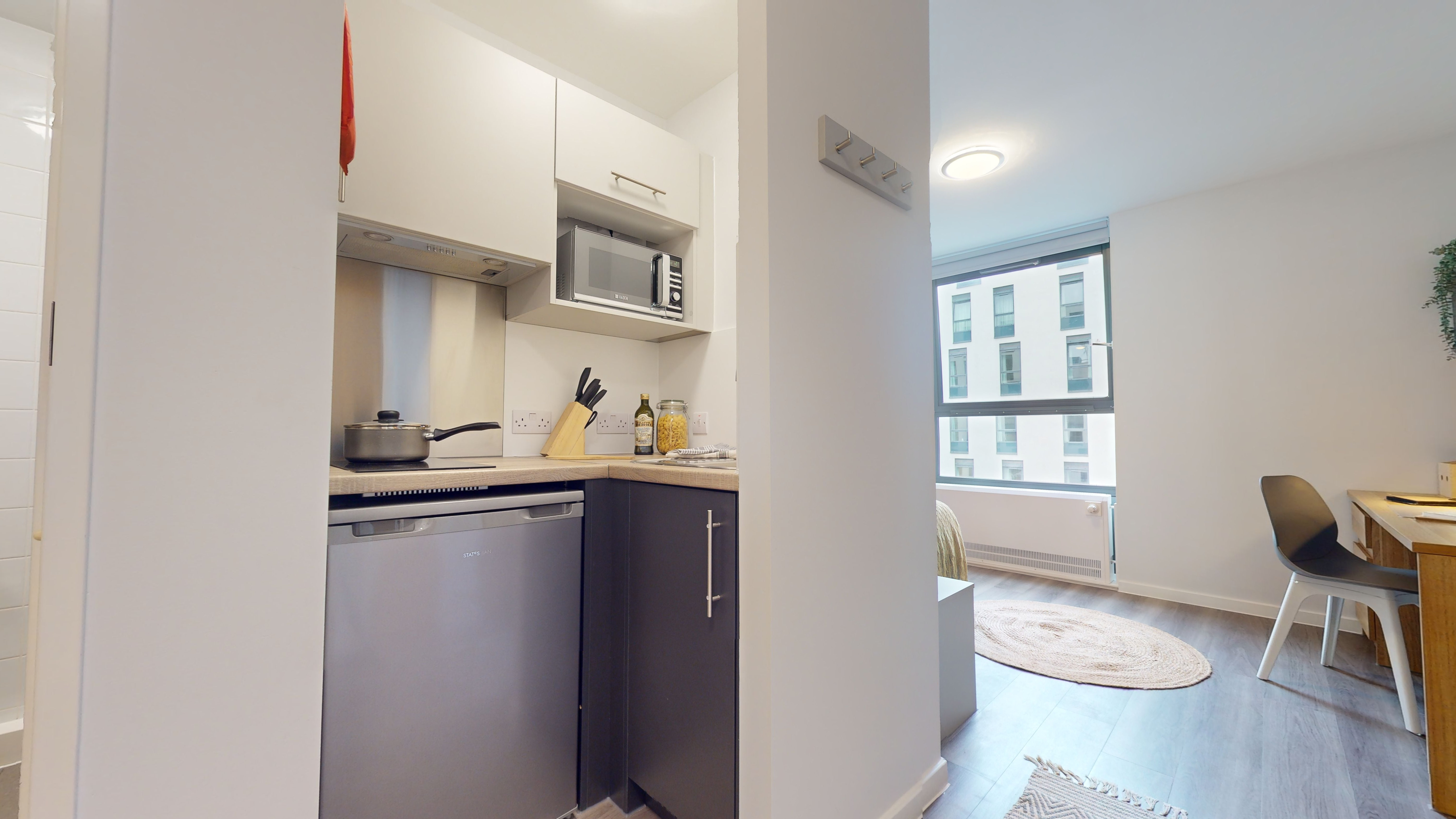 Image of iQ Sterling Court, London