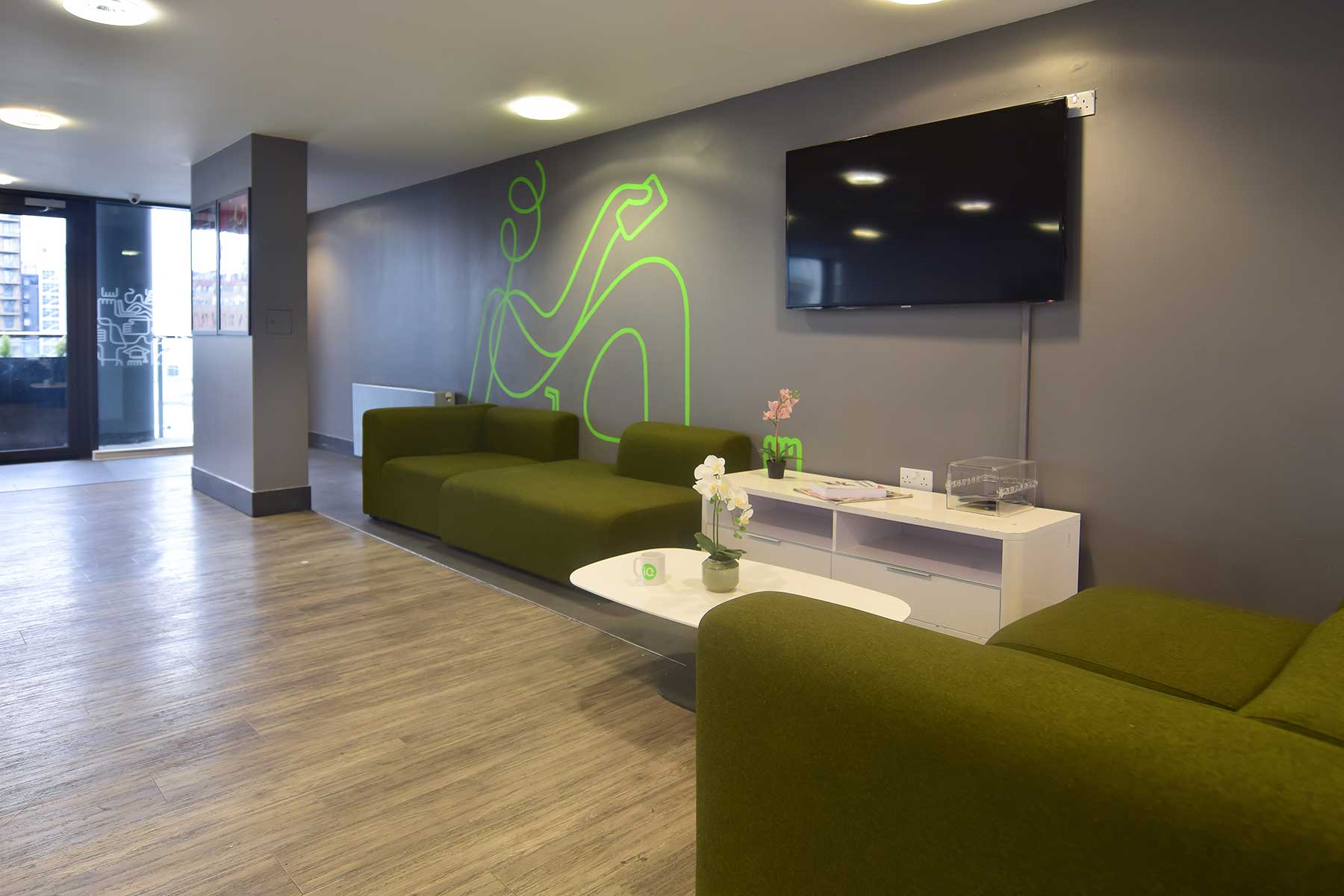 Image of iQ Sterling Court, London